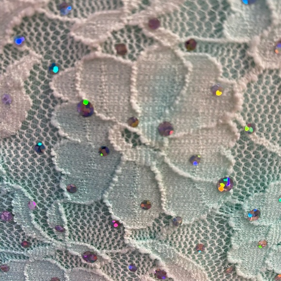 New! Beautiful Floral Lace Dressy Turquoise Tank - Picture 8 of 15